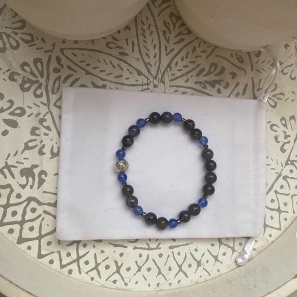 Labradorite beaded bracelet for men - Picture 8 of 8
